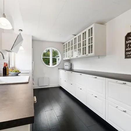 Kirsi - 200m From The Sea By Interhome *